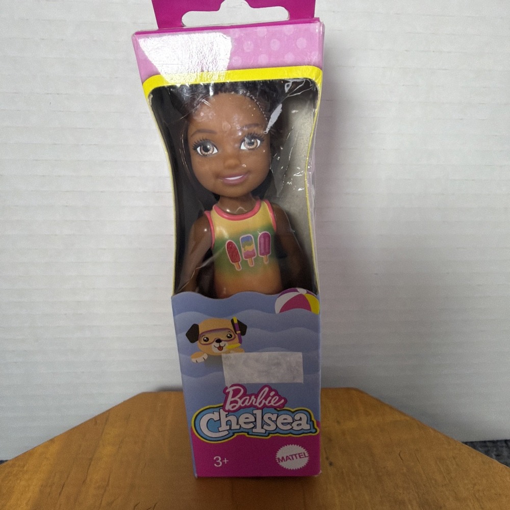 Barbie Club Chelsea Doll 5" Toy Figure Swimsuit African American‎ Girl Popsicle